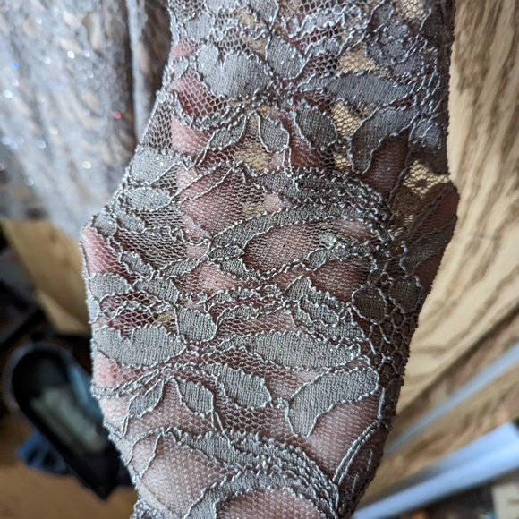 Dress size L - Picture 4 of 4